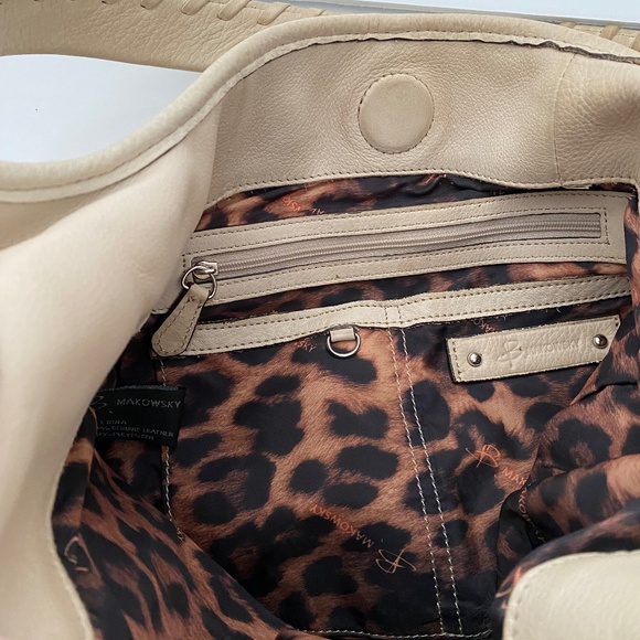 B. Makowsky Leather Purse + Dust Bag - Picture 11 of 16